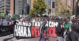 শিক্ষার্থীদের বিক্ষোভে উত্তাল চিলির রাজপথ